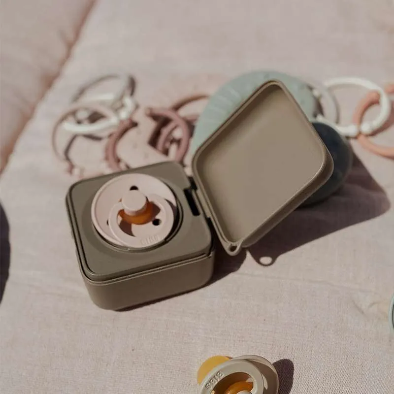 Модулен BIBS Accessories Pacifier Box - Pacifier Box Space 3 Pacifiers - Vanilla