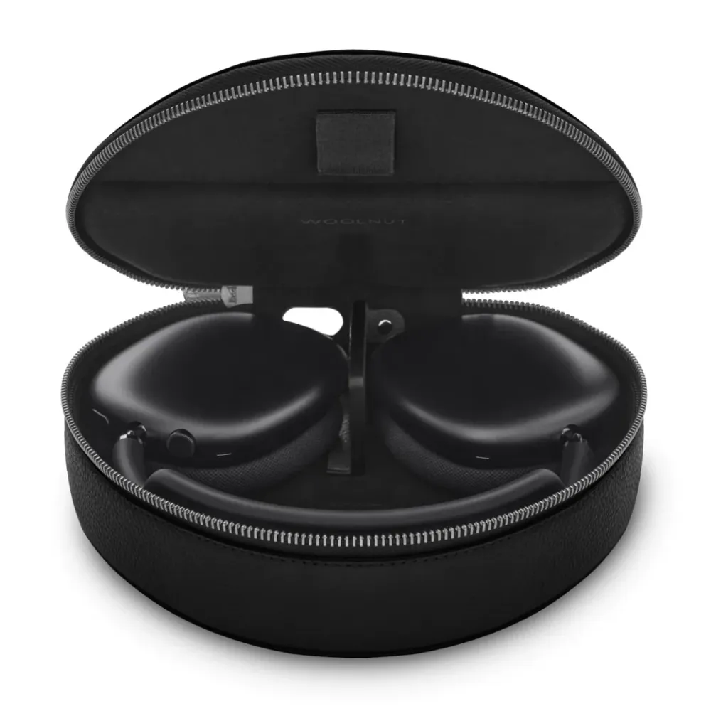 Кожен кейс за AirPods Max от Woolnut - черен