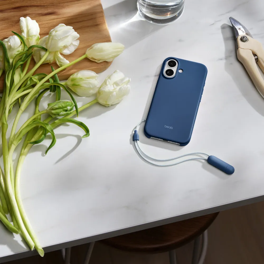 Beats iPhone 17 Kickstand Case MagSafe and Camera Control - Bedrock Blue