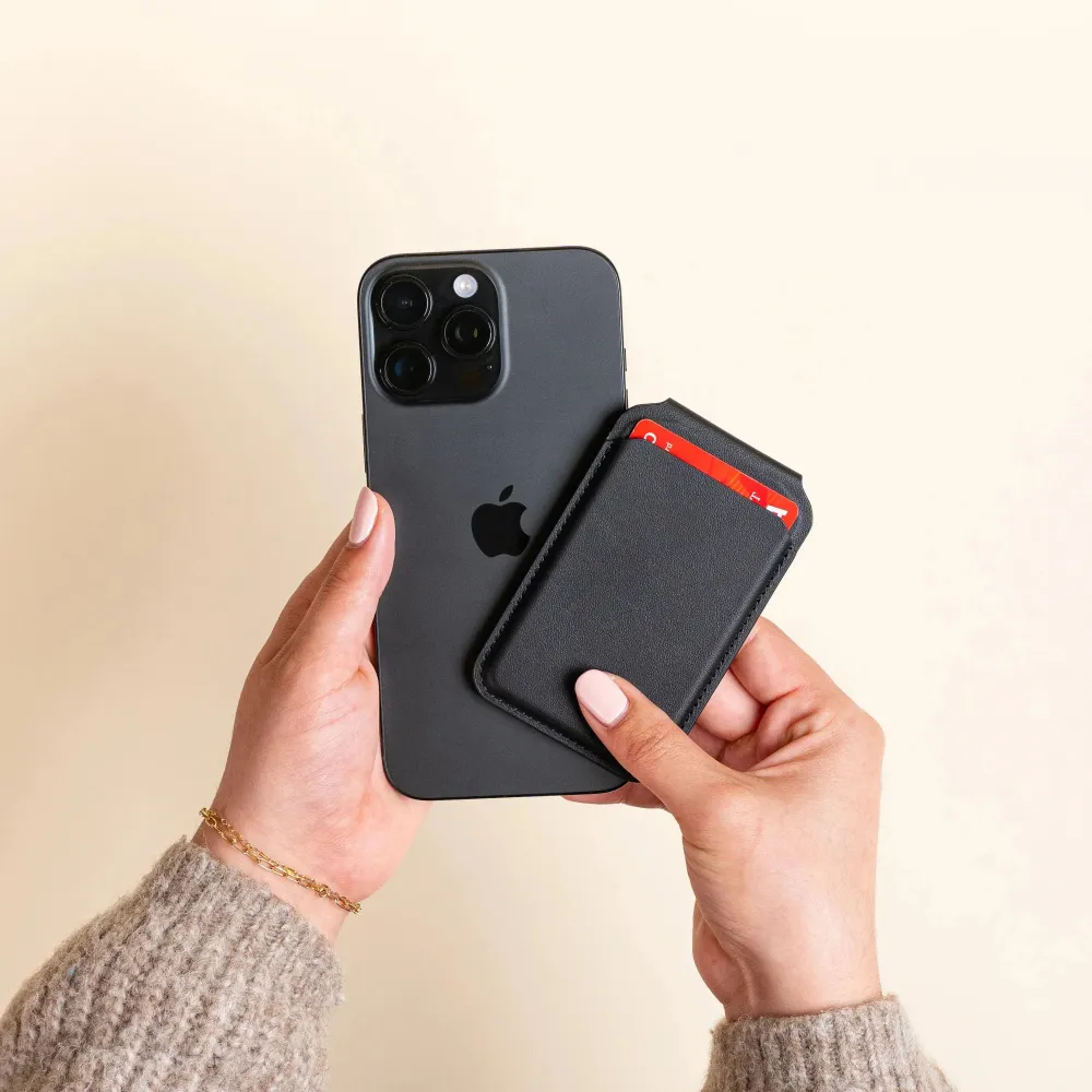 Satechi Vegan-Leather Magnetic Wallet Stand, Magsafe Compatible - Black